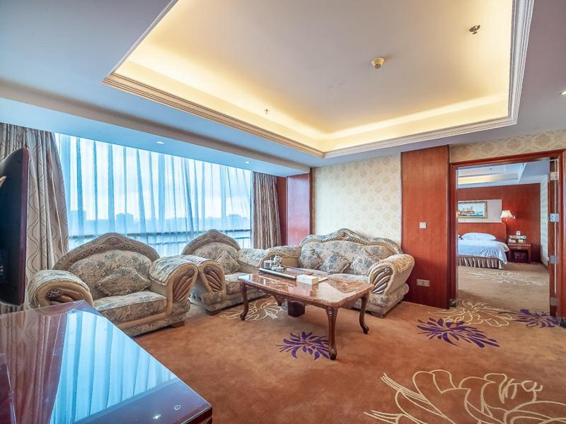 Vienna Hotel Foshan Chancheng Zumiao Branch Exterior photo